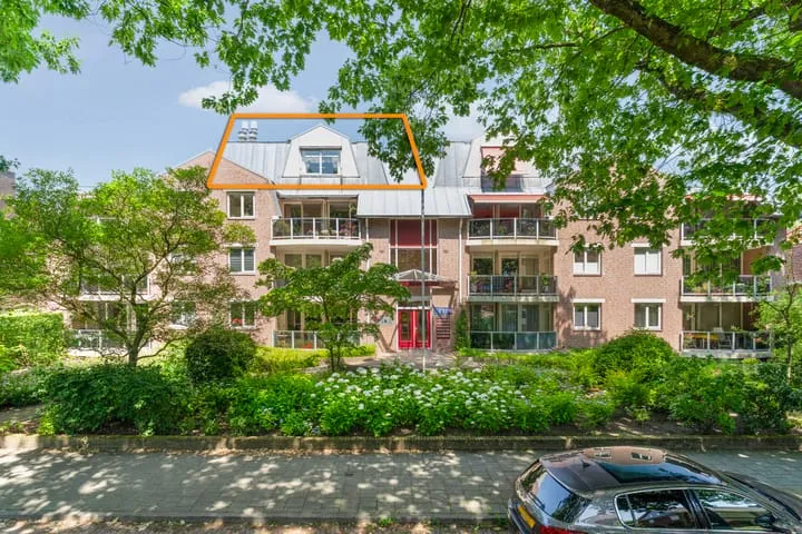 Apartment for sale: Hazenkampseweg 74E, Hazenkamp Nijmegen