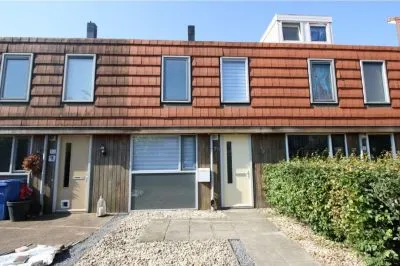 Tussenwoning te koop: Hazenzegge 28, Milligen Zwolle