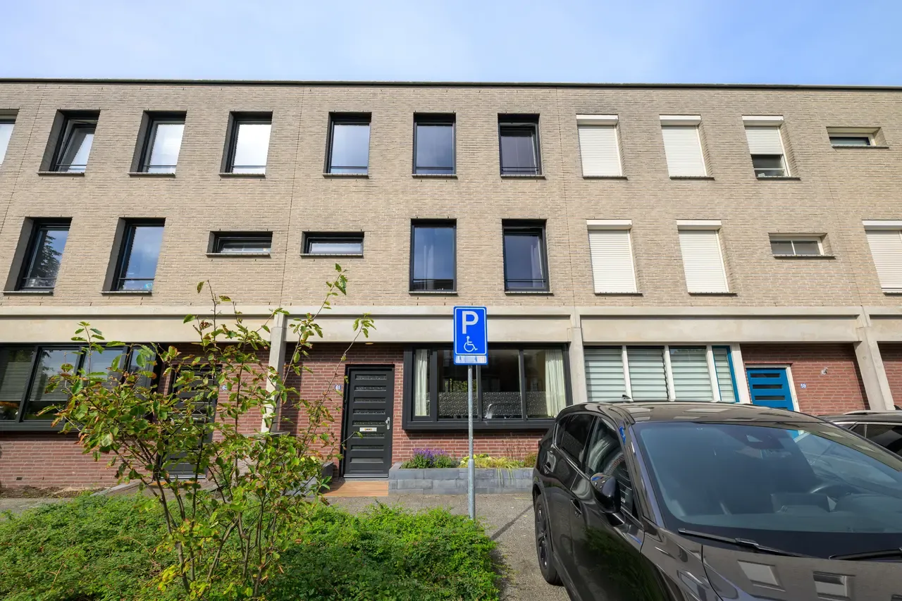 Tussenwoning te koop: Hazerswoudestraat 61, Zoetermeer