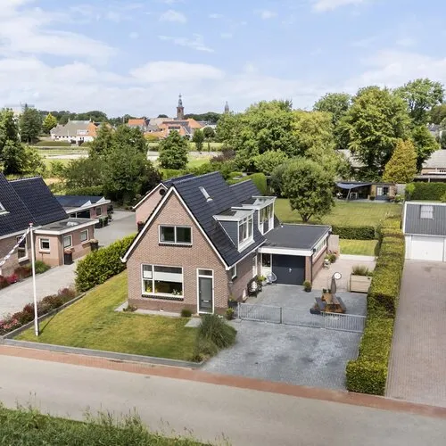 Vrijstaande woning te koop: Headyk 19, Dronryp