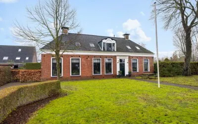 Twee-onder-één-kap te koop: Hearewei 4, Dronryp
