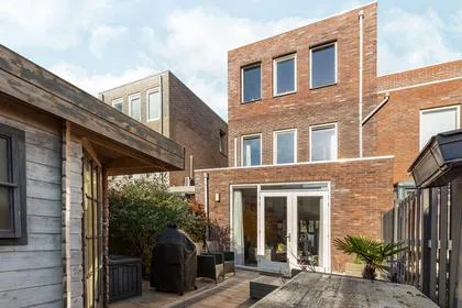 Tussenwoning te koop: Hebatstraat 26, Homeruskwartier Oost Almere