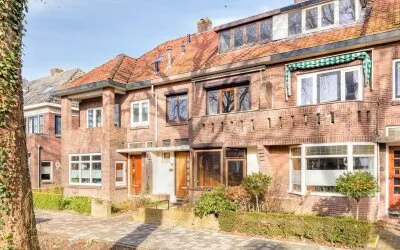 Tussenwoning te koop: Heeckerenlaan 41, Weg naar Laren en omgeving Zutphen