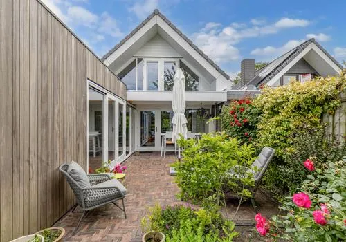 Twee-onder-één-kap te koop: Heegermeerstraat 13, Lemmer-Frieslandpark Lemmer