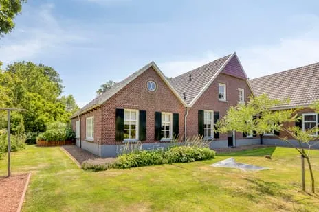 Twee-onder-één-kap te koop: Heegtweg 1A, Verspreide huizen Lintelo Aalten