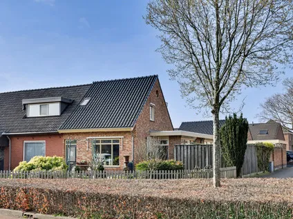 Twee-onder-één-kap te koop: Heeleind 2E, Bladel Heeleind Bladel