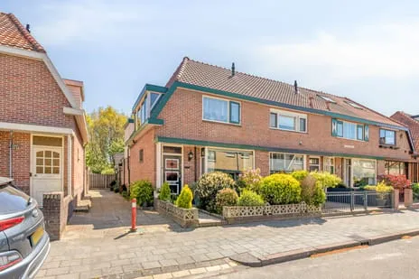 Hoekwoning te koop: Heemskerkerweg 255, Overbos Beverwijk