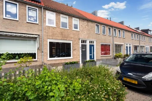 Tussenwoning te koop: Heer Arnoldstraat 5, Nieuwpoort Ijsselstein