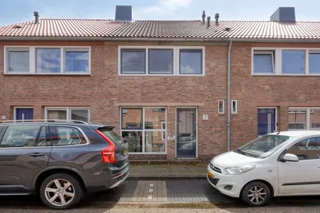 Tussenwoning te koop: Heer Frederikstraat 7, Nieuwpoort Ijsselstein