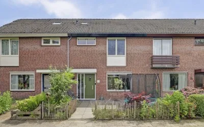 Terraced house for sale: Heer Halewijnpad 4, Vuurtoren Amersfoort