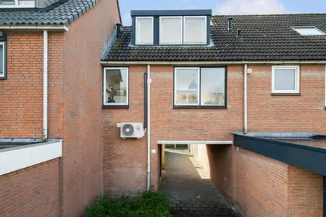Tussenwoning te koop: Heer Halewijnburg 64, Burgenbuurt Capelle Aan Den Ijssel