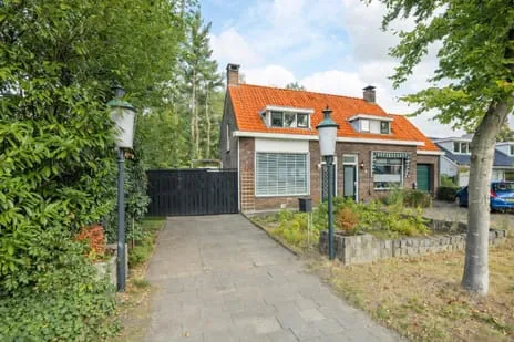 Twee-onder-één-kap te koop: Heerbaan 167, Heusdenhout Breda