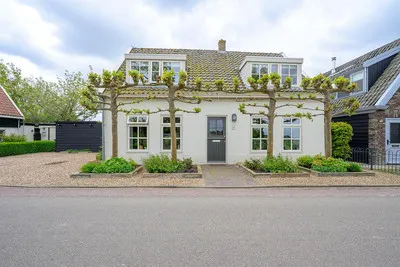 Vrijstaande woning te koop: Heerenweg 226, Barsingerhorn (woonkern) Barsingerhorn