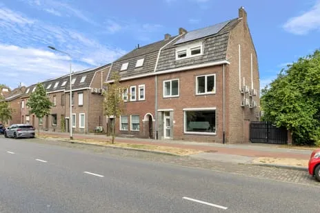 Twee-onder-één-kap te koop: Heerlenersteenweg 56, Terwinselen Kerkrade