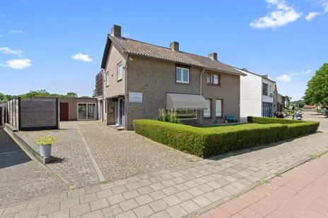 Twee-onder-één-kap te koop: Heerstraat Zuid 18A, Nieuwdorp Stein