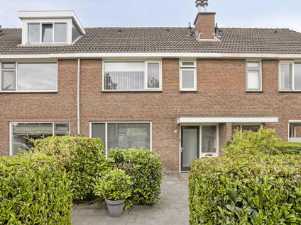Tussenwoning te koop: Heesterlaan 55, Windrooskwartier en Heesterbuurt Gouda