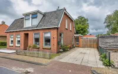 Twee-onder-één-kap te koop: Hegewei 13, Hemelum Hemelum