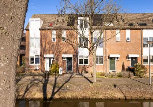 Tussenwoning te koop: Heidekruid 2, Langeland Krimpen Aan Den Ijssel