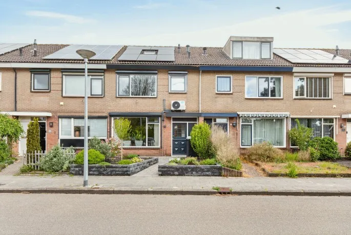 Tussenwoning te koop: Heidepad 12, Wezep-Oost Wezep