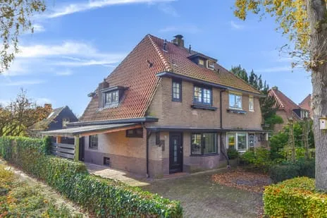 Twee-onder-één-kap te koop: Heideveldweg 62, Laren (Nh)