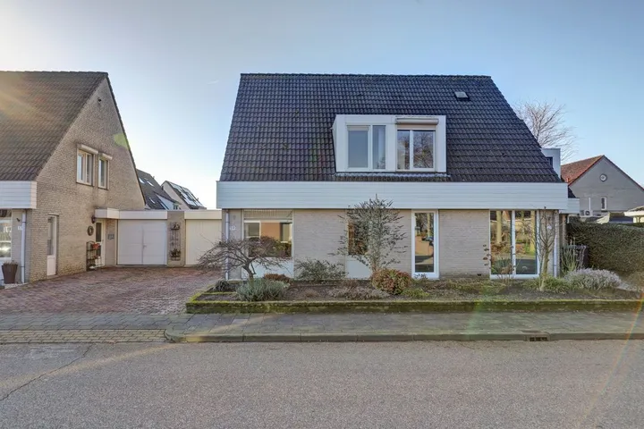 Tussenwoning te koop: HEIERVELDLAAN 59, Achter de Hoven Maasbree