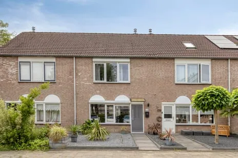 Tussenwoning te koop: Heijtsveld 174, Gemert-Oost Gemert