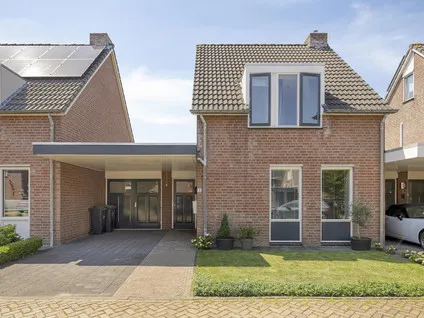 Tussenwoning te koop: Heilig Kempke 8, Lith Lith