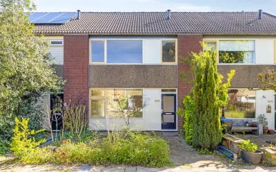 Tussenwoning te koop: Heilige Stoel 5905, Heilige Stoel Wijchen