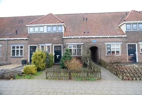 Tussenwoning te koop: Heiligestraat 75, Sterrebos Tiel