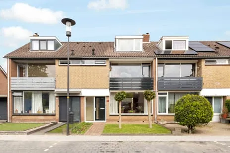 Tussenwoning te koop: Heinencamp 48, Bruins Slotlaan/Campenbuurt Nijkerk