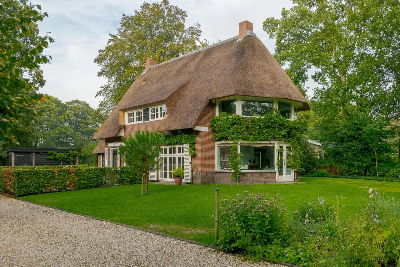 Vrijstaande woning te koop: Heinoseweg 5, Herfte Zwolle