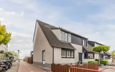Hoekwoning te koop: Heintje Davidspad 50, Westerwatering Zuid Zaandam