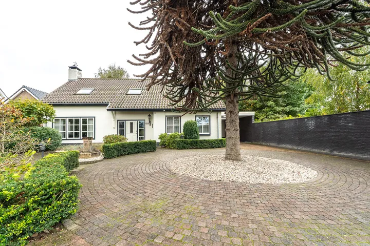 Vrijstaande woning te koop: Heistraat 127, Capelle / Nieuwe Vaart Sprang-Capelle