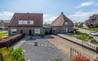 Twee-onder-één-kap te koop: Heistraat 193, Sprang-Capelle