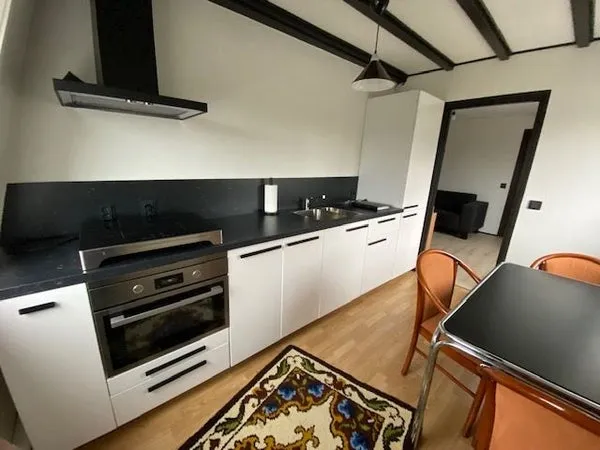 Woning te huur: Heistraat, Rijen