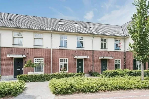 Woning te huur: Heistraat, Waalre Waalre