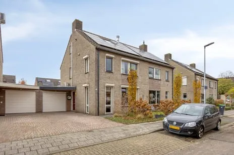 Tussenwoning te koop: Hekkeslag 43, Zoggel Uden