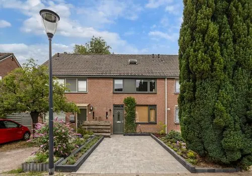 Tussenwoning te koop: Hekoord 6, Kievitsloop Breda