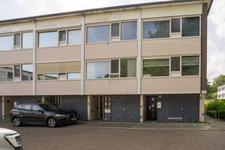 Tussenwoning te koop: Hekselbrink 16, Wesselerbrink Noord-West Enschede