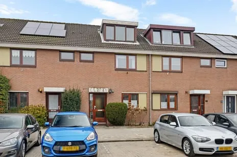 Tussenwoning te koop: Helena Kuipers-Rietberghof 27, Gein 3 Amsterdam