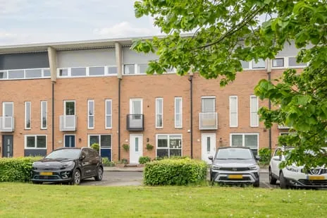 Tussenwoning te koop: Helena Merciertuin 20, Zuidwijk Heerhugowaard