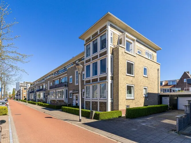 Appartement te koop: Heliconweg 43B, Vossepark Leeuwarden