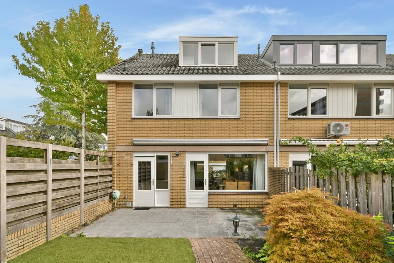 Hoekwoning te koop: Helikon 1, Amstelveen