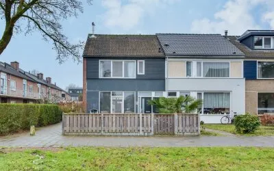 Twee-onder-één-kap te koop: Heliusstraat 2, Hondsberg Rosmalen