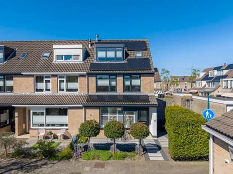 Hoekwoning te koop: Hella Haasseplantsoen 15, Haaswijk-Oost Oegstgeest