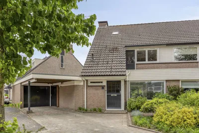 Semi-detached for sale: Hellenweg 12, Bomen Goirle