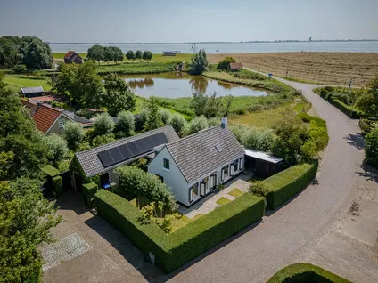 Vrijstaande woning te koop: Hellewoudstraat 3, Ellewoutsdijk