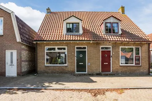 Twee-onder-één-kap te koop: Hellingstraat 25, Noordwolde