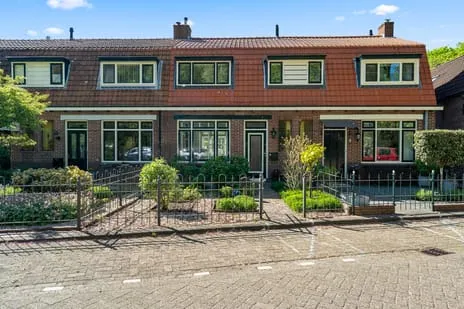 Tussenwoning te koop: Helmkruid 6, Hoogzandveld-Oost Nieuwegein