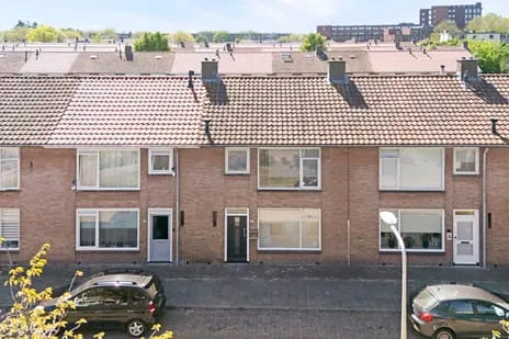 Tussenwoning te koop: Hendrick de Keyserstraat 33, Beeklust Almelo